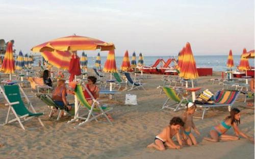 Hotel Athena Lignano Sabbiadoro Exterior foto